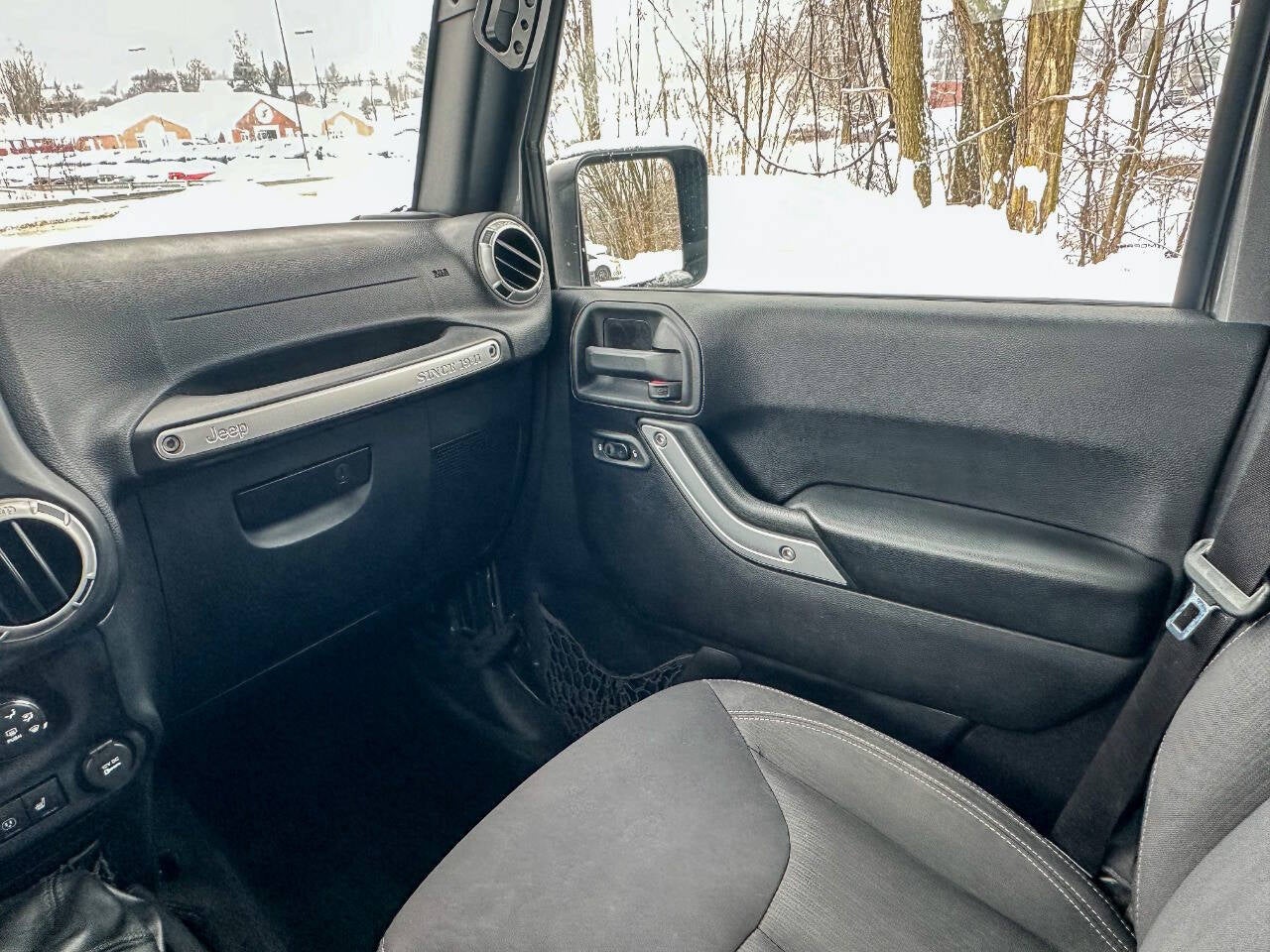 2016 Jeep Wrangler Unlimited Sahara 4x4 4dr SUV