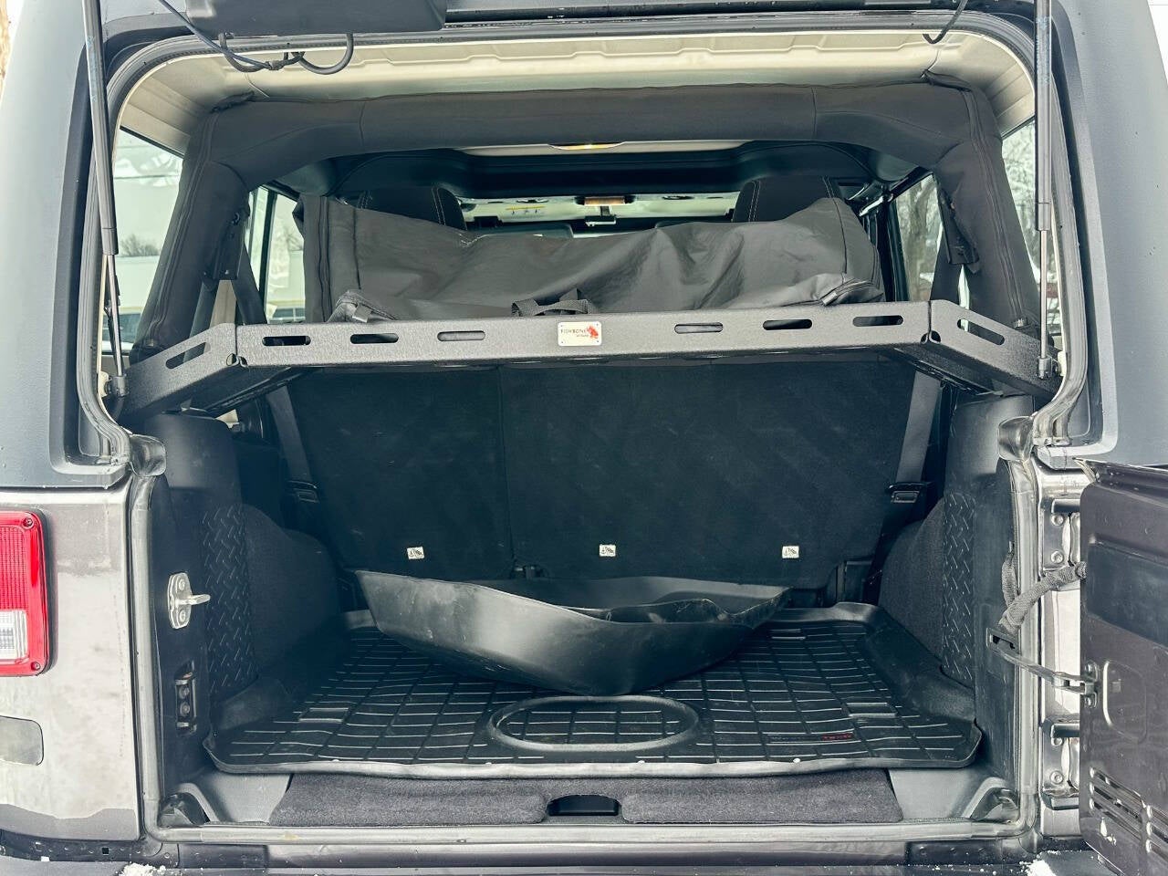 2016 Jeep Wrangler Unlimited Sahara 4x4 4dr SUV