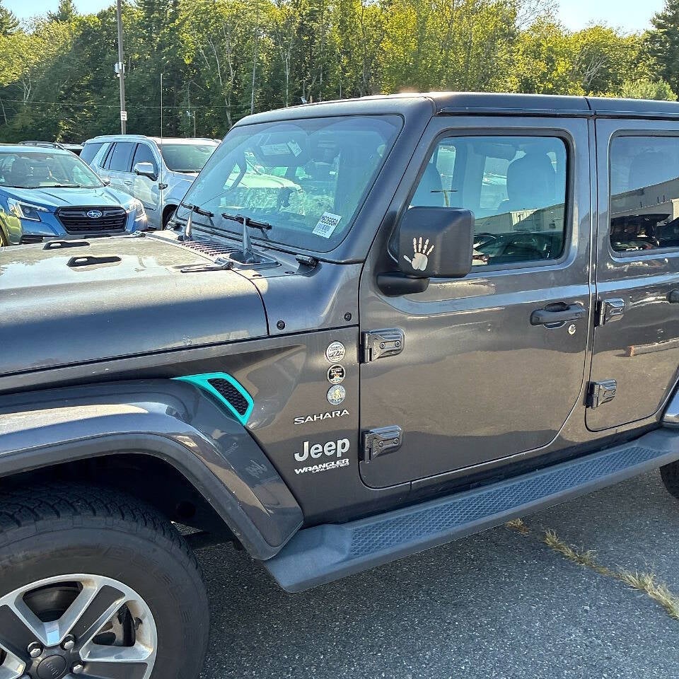 2018 Jeep Wrangler Unlimited Sahara 4x4 4dr SUV (midyear release)