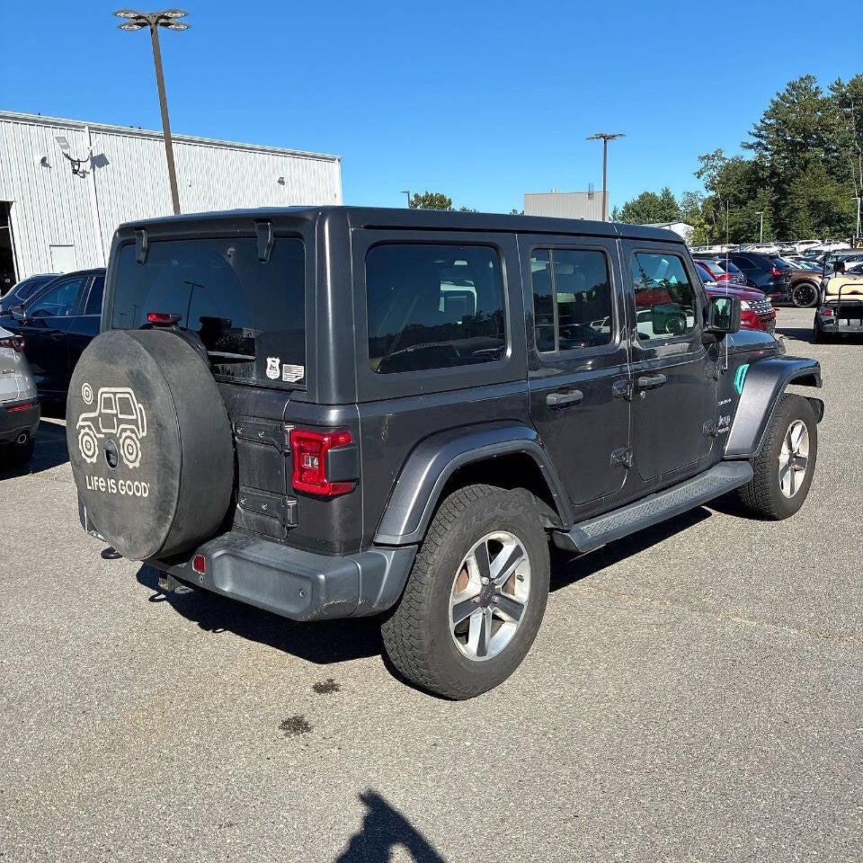 2018 Jeep Wrangler Unlimited Sahara 4x4 4dr SUV (midyear release)