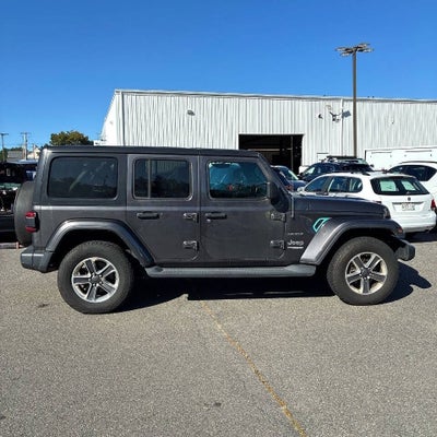 2018 Jeep Wrangler Unlimited Sahara 4x4 4dr SUV (midyear release)