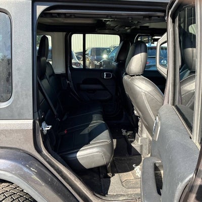 2018 Jeep Wrangler Unlimited Sahara 4x4 4dr SUV (midyear release)