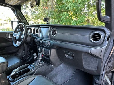 2018 Jeep Wrangler Unlimited Sahara 4x4 4dr SUV (midyear release)