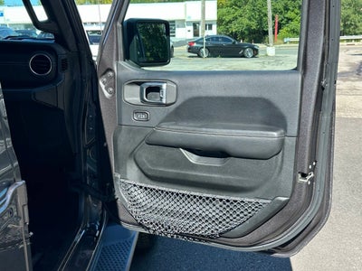 2018 Jeep Wrangler Unlimited Sahara 4x4 4dr SUV (midyear release)