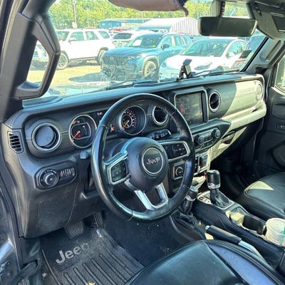 2018 Jeep Wrangler Unlimited Sahara 4x4 4dr SUV (midyear release)