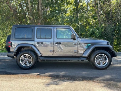 2018 Jeep Wrangler Unlimited Sahara 4x4 4dr SUV (midyear release)