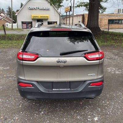 2016 Jeep Cherokee Latitude 4dr SUV