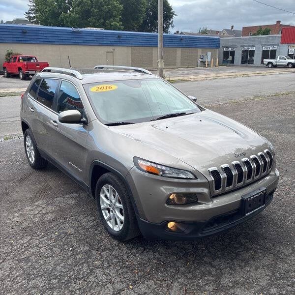 2016 Jeep Cherokee Latitude 4dr SUV