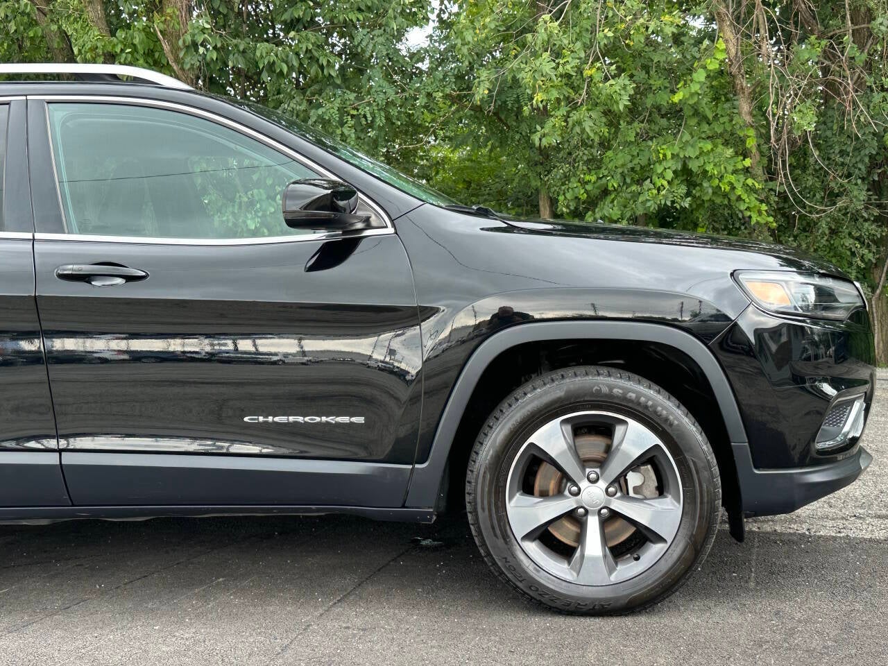 2019 Jeep Cherokee Limited 4x4 4dr SUV