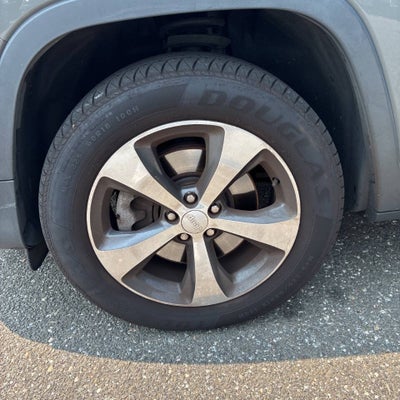 2019 Jeep Cherokee Limited 4x4 4dr SUV