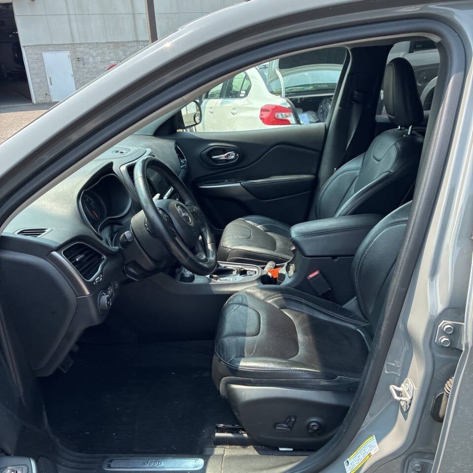 2019 Jeep Cherokee Limited 4x4 4dr SUV