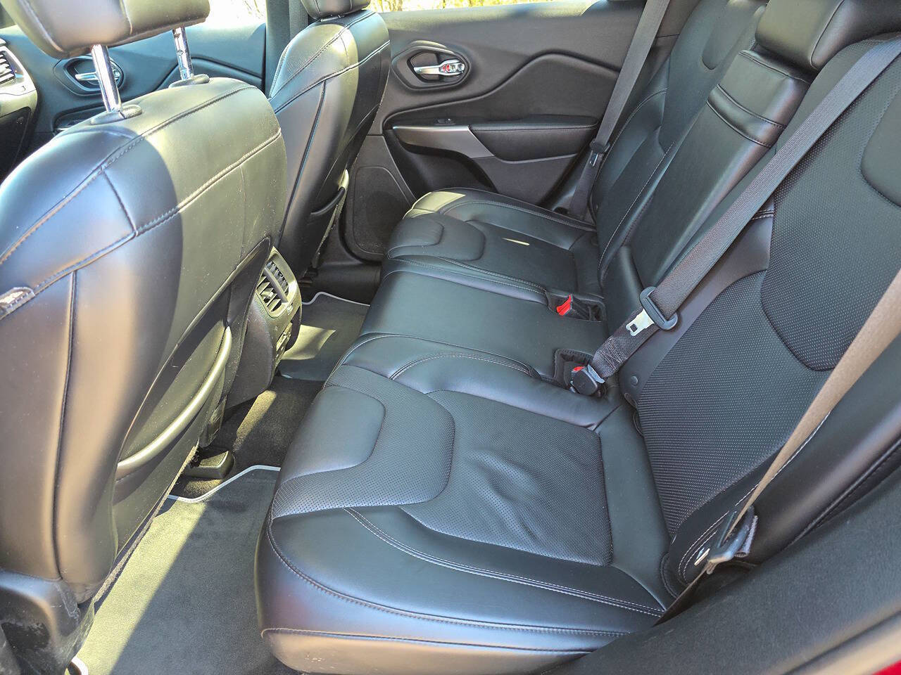 2019 Jeep Cherokee Limited 4x4 4dr SUV