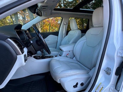 2020 Jeep Cherokee Limited 4x4 4dr SUV