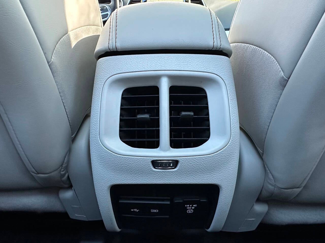 2020 Jeep Cherokee Limited 4x4 4dr SUV