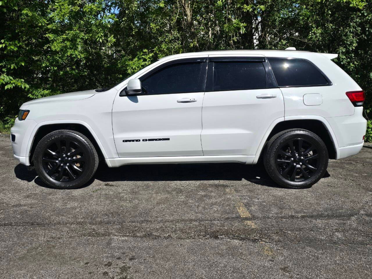 2019 Jeep Grand Cherokee Altitude 4x4 4dr SUV