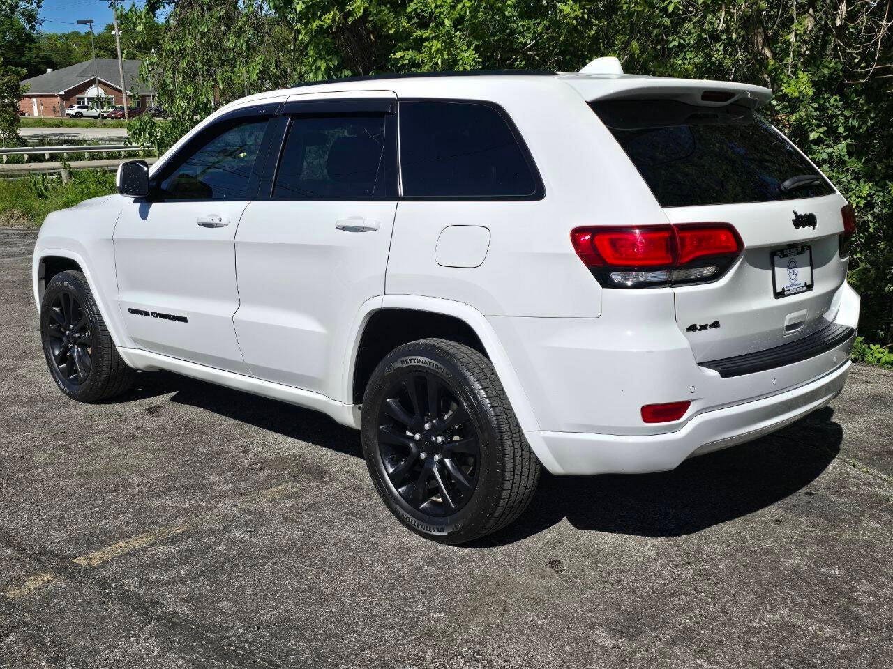 2019 Jeep Grand Cherokee Altitude 4x4 4dr SUV