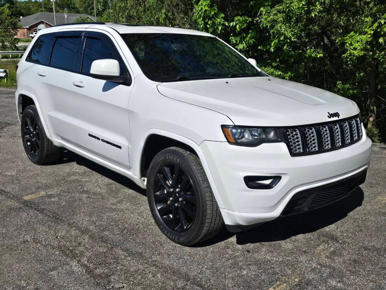 2019 Jeep Grand Cherokee Altitude 4x4 4dr SUV