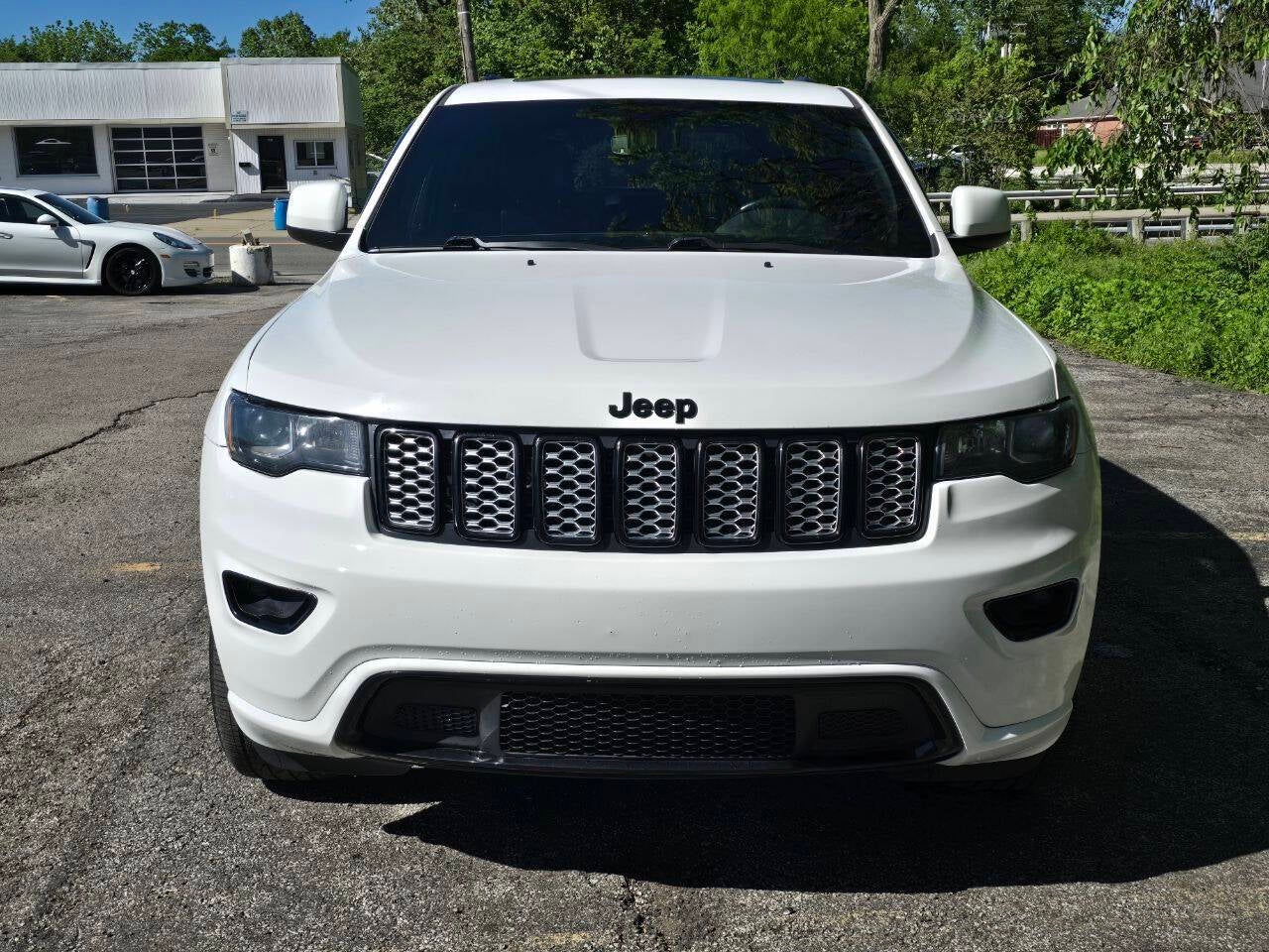 2019 Jeep Grand Cherokee Altitude 4x4 4dr SUV