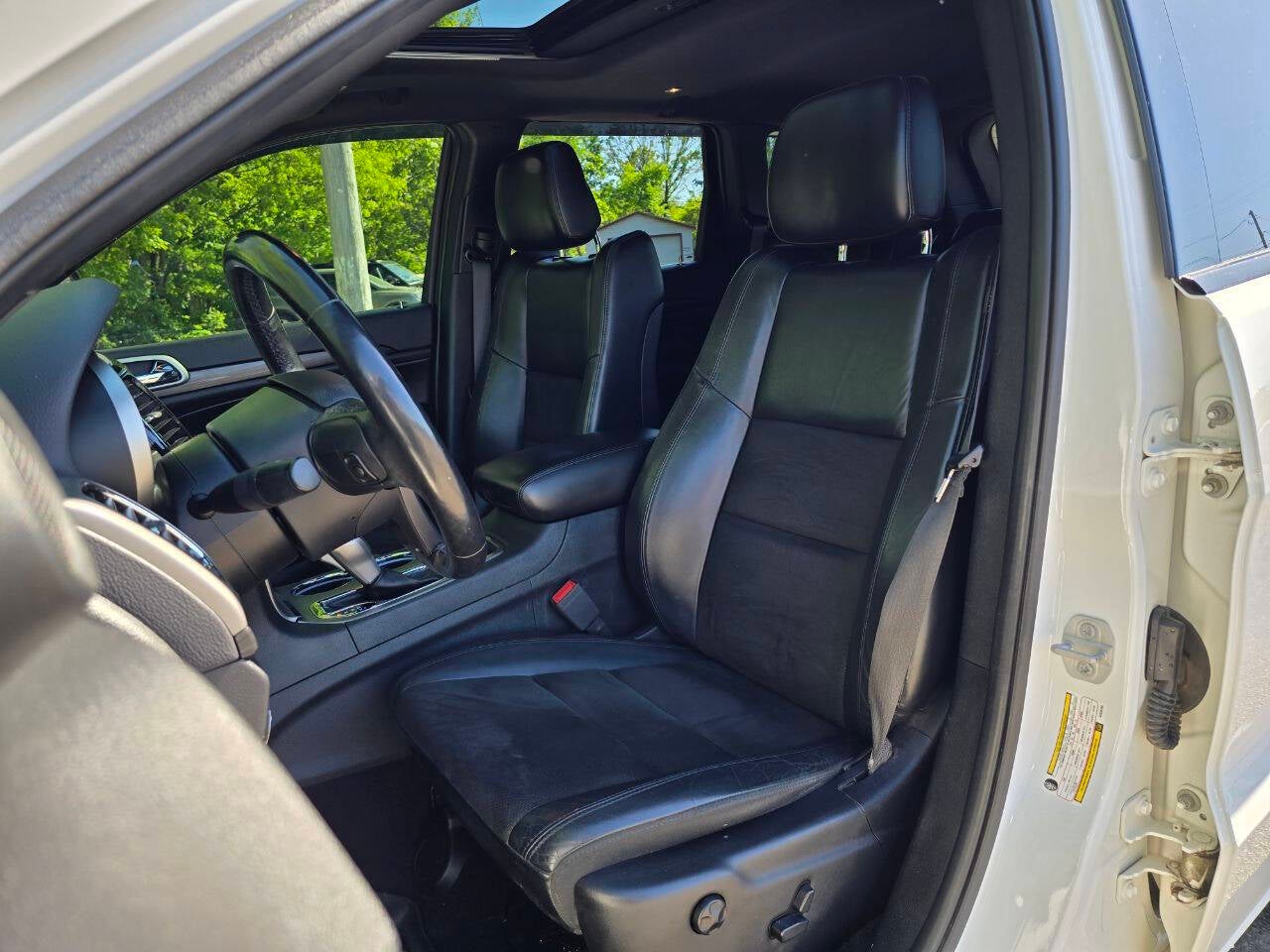 2019 Jeep Grand Cherokee Altitude 4x4 4dr SUV