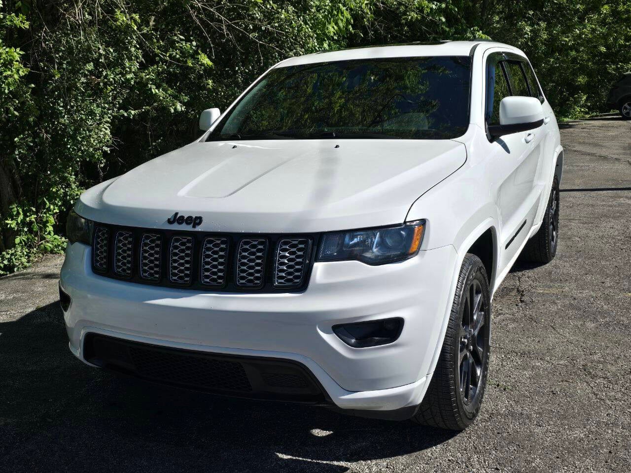 2019 Jeep Grand Cherokee Altitude 4x4 4dr SUV