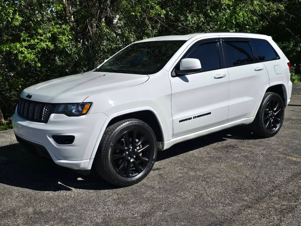 2019 Jeep Grand Cherokee Altitude 4x4 4dr SUV