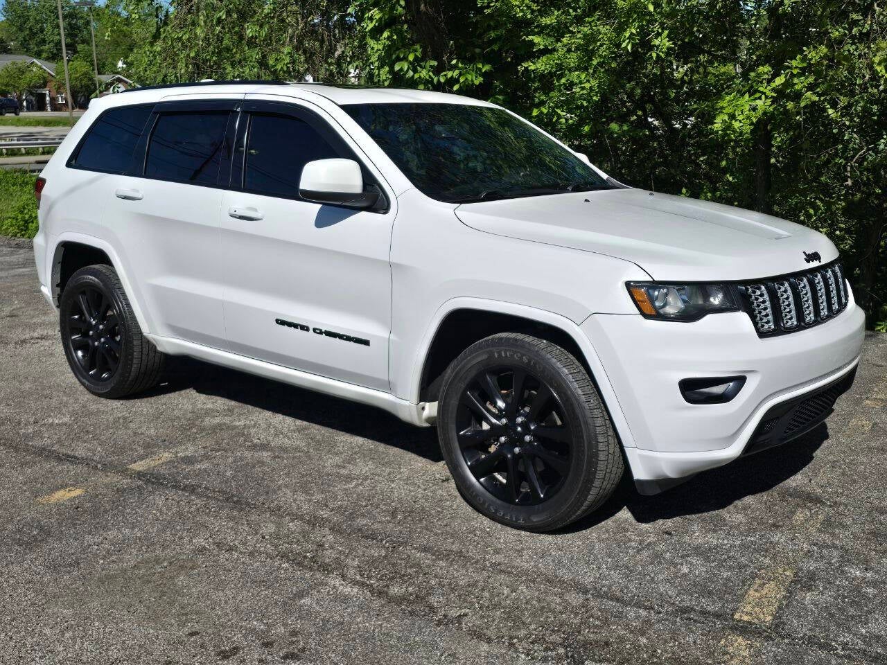 2019 Jeep Grand Cherokee Altitude 4x4 4dr SUV
