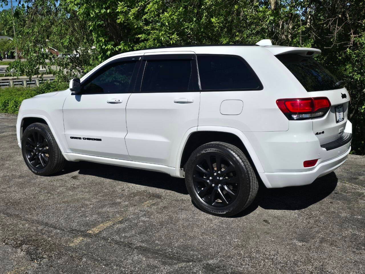 2019 Jeep Grand Cherokee Altitude 4x4 4dr SUV