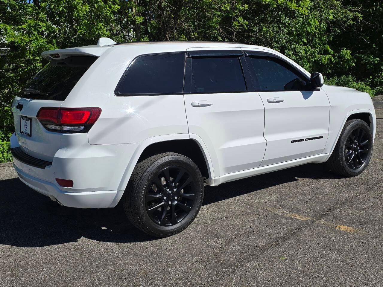 2019 Jeep Grand Cherokee Altitude 4x4 4dr SUV