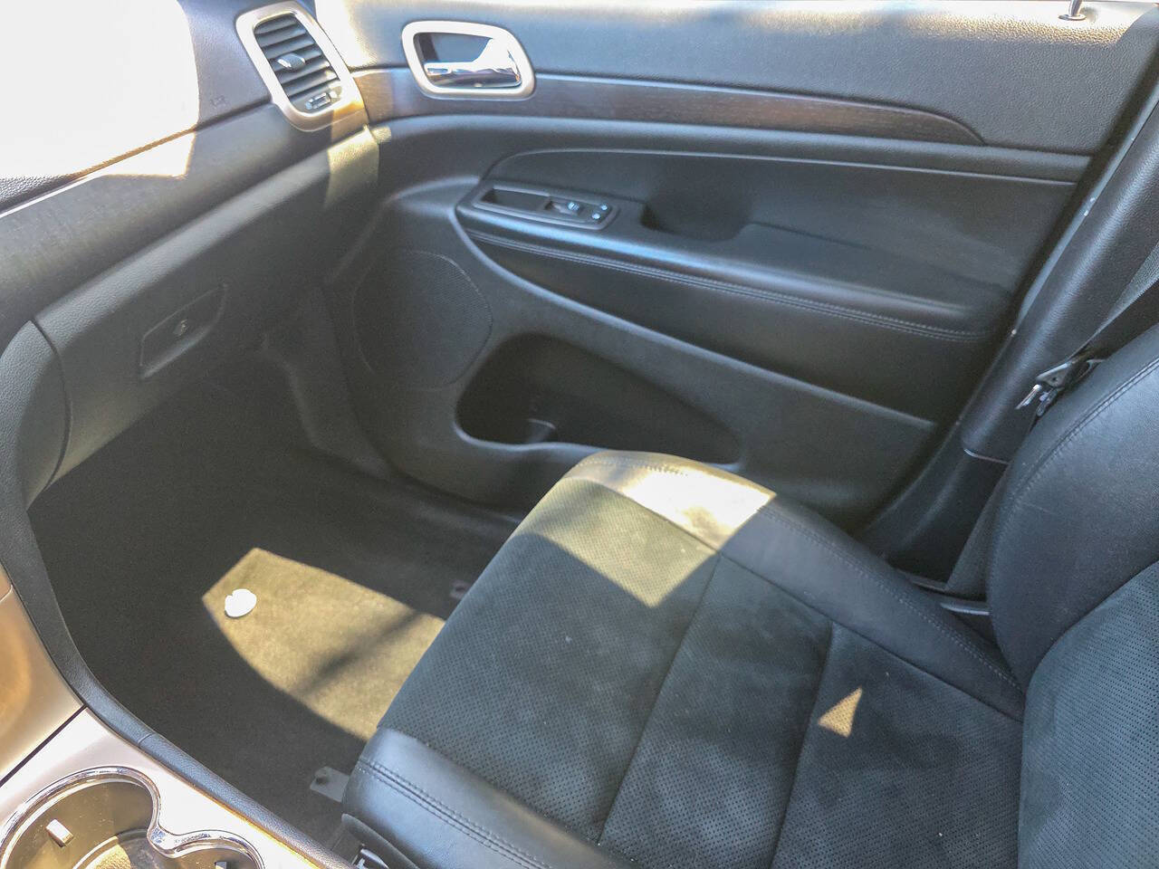 2014 Jeep Grand Cherokee Altitude 4x4 4dr SUV