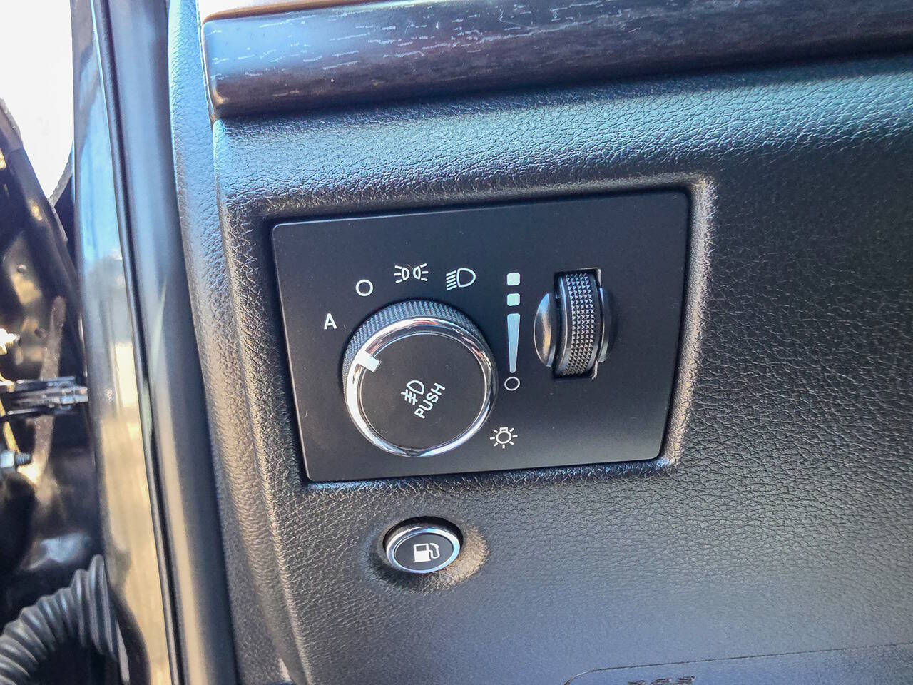 2014 Jeep Grand Cherokee Altitude 4x4 4dr SUV