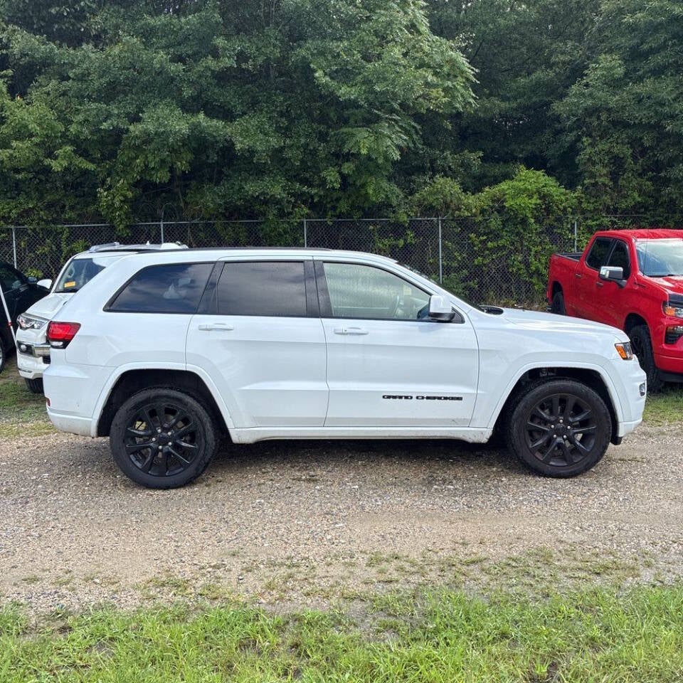 2019 Jeep Grand Cherokee Altitude 4x4 4dr SUV