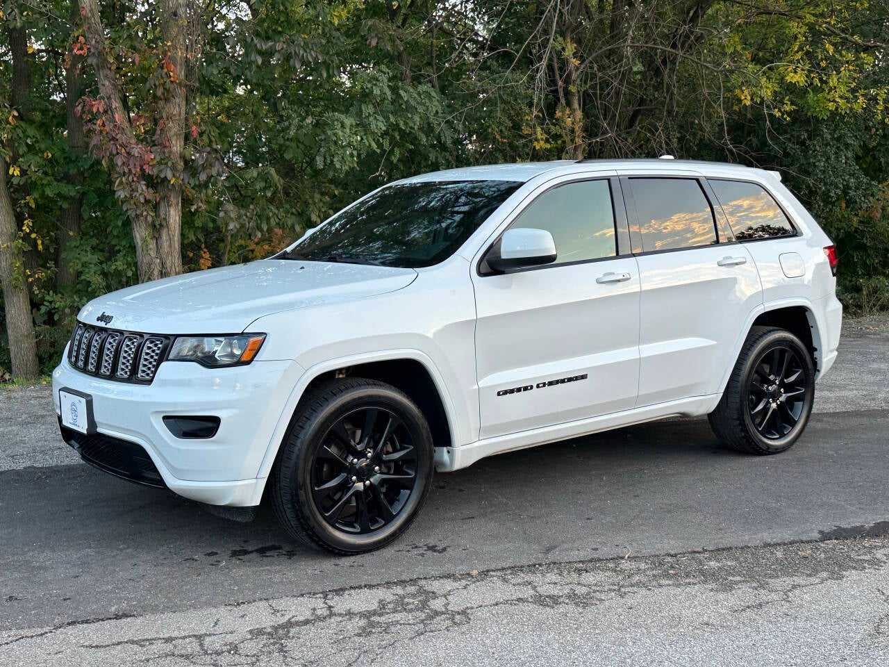 2019 Jeep Grand Cherokee Altitude 4x4 4dr SUV