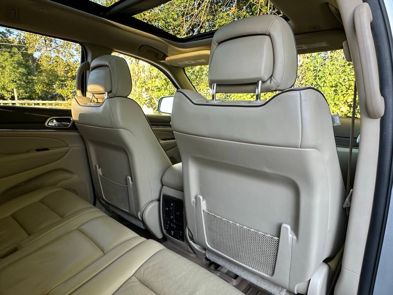 2017 Jeep Grand Cherokee Overland 4x4 4dr SUV