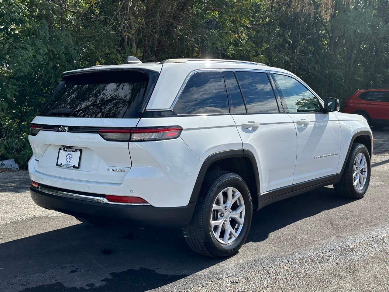 2022 Jeep Grand Cherokee Limited 4x4 4dr SUV (midyear release)