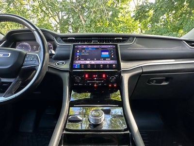 2022 Jeep Grand Cherokee Limited 4x4 4dr SUV (midyear release)