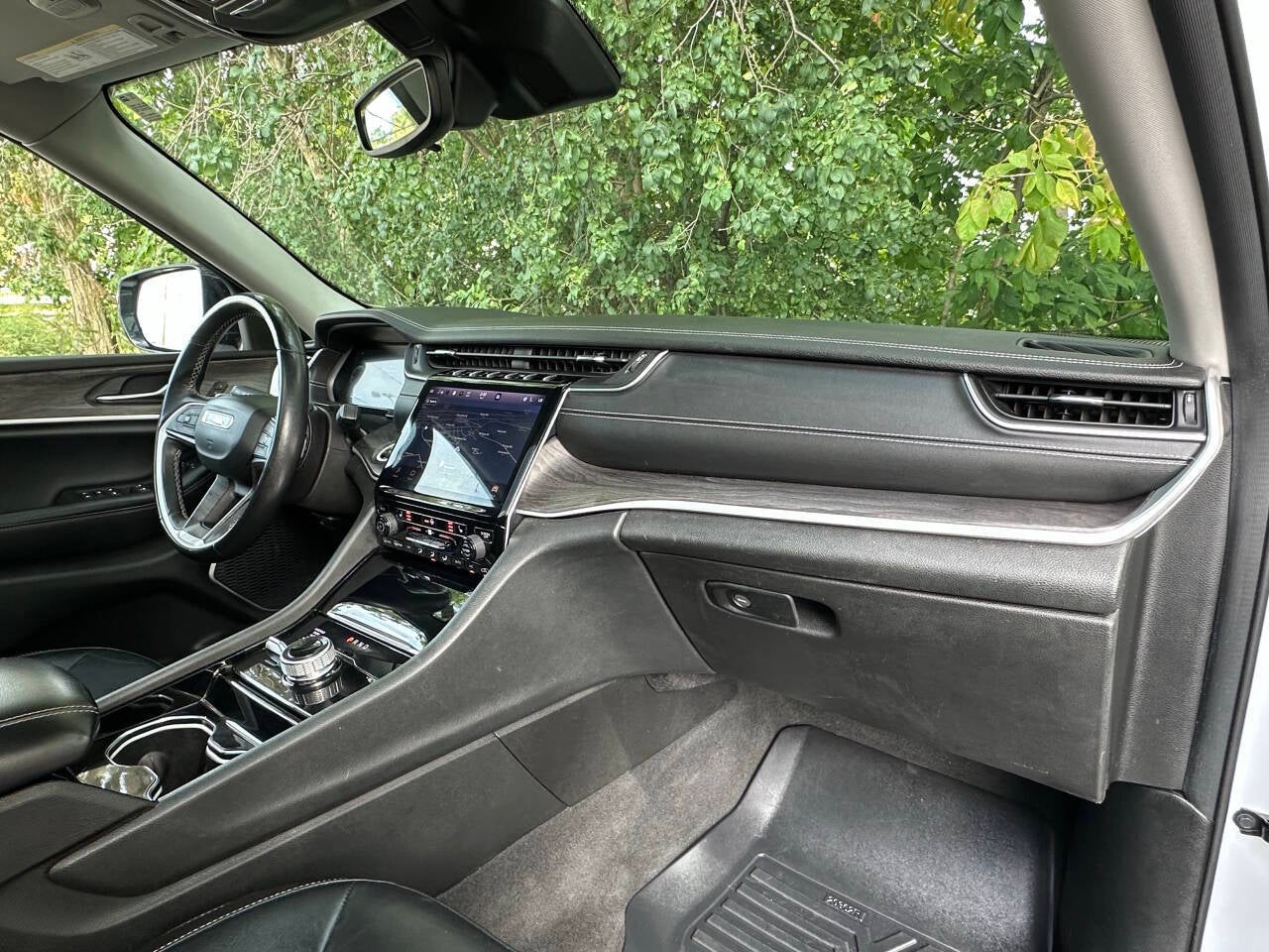 2022 Jeep Grand Cherokee Limited 4x4 4dr SUV (midyear release)