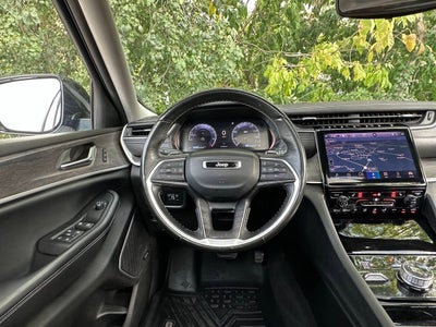 2022 Jeep Grand Cherokee Limited 4x4 4dr SUV (midyear release)