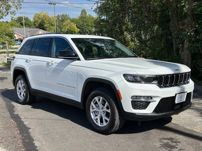 2022 Jeep Grand Cherokee Limited 4x4 4dr SUV (midyear release)