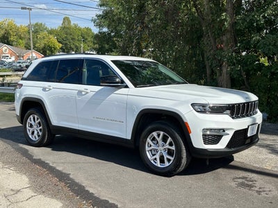 2022 Jeep Grand Cherokee Limited 4x4 4dr SUV (midyear release)