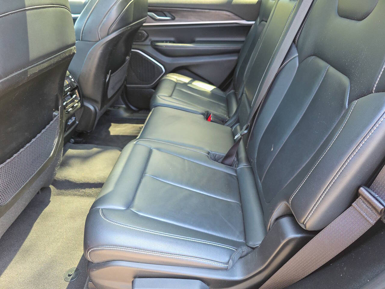 2021 Jeep Grand Cherokee L Limited 4x4 4dr SUV