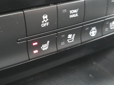 2017 RAM 1500 Night 4x4 4dr Crew Cab 5.5 ft. SB Pickup