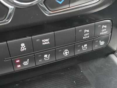 2017 RAM 1500 Night 4x4 4dr Crew Cab 5.5 ft. SB Pickup