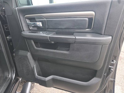 2017 RAM 1500 Night 4x4 4dr Crew Cab 5.5 ft. SB Pickup