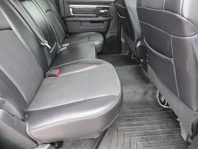 2017 RAM 1500 Night 4x4 4dr Crew Cab 5.5 ft. SB Pickup