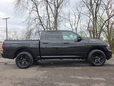 2017 RAM 1500 Night 4x4 4dr Crew Cab 5.5 ft. SB Pickup