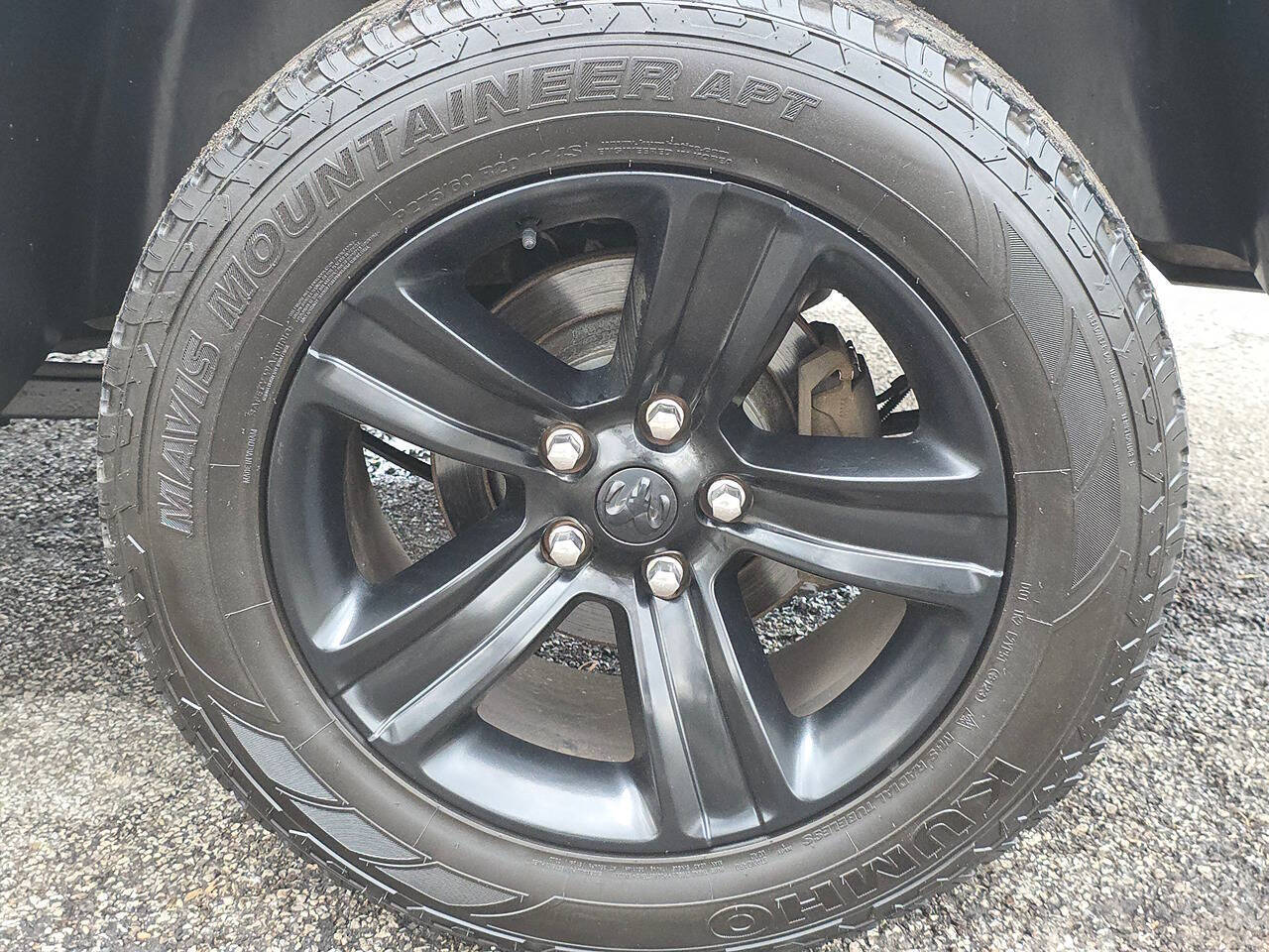 2017 RAM 1500 Night 4x4 4dr Crew Cab 5.5 ft. SB Pickup