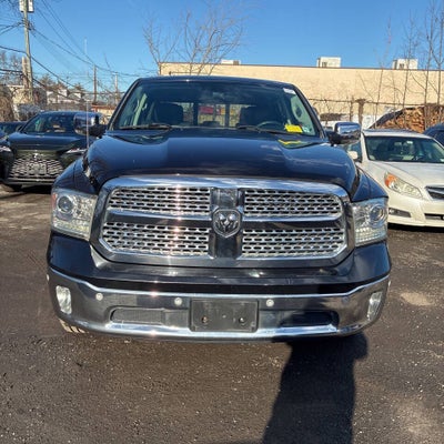 2016 RAM 1500 Laramie 4x4 4dr Crew Cab 5.5 ft. SB Pickup