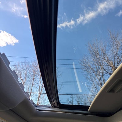 2016 RAM 1500 Laramie 4x4 4dr Crew Cab 5.5 ft. SB Pickup