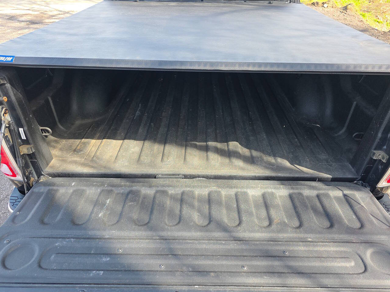 2016 RAM 1500 Laramie 4x4 4dr Crew Cab 5.5 ft. SB Pickup