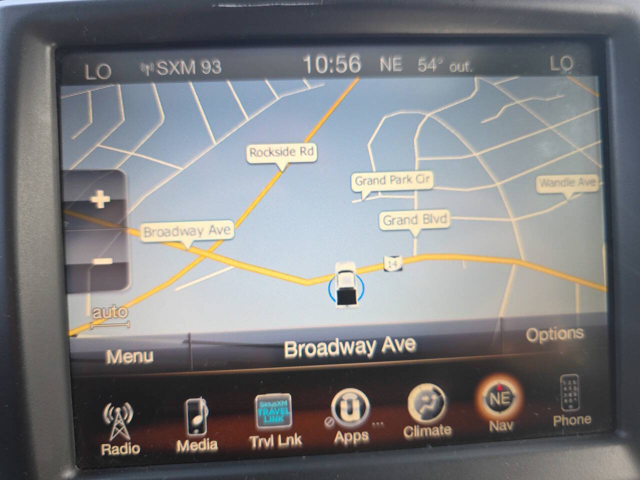 2016 RAM 1500 Laramie 4x4 4dr Crew Cab 5.5 ft. SB Pickup